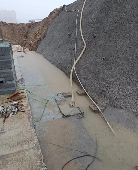 承德鹰手营子矿区基坑排水
